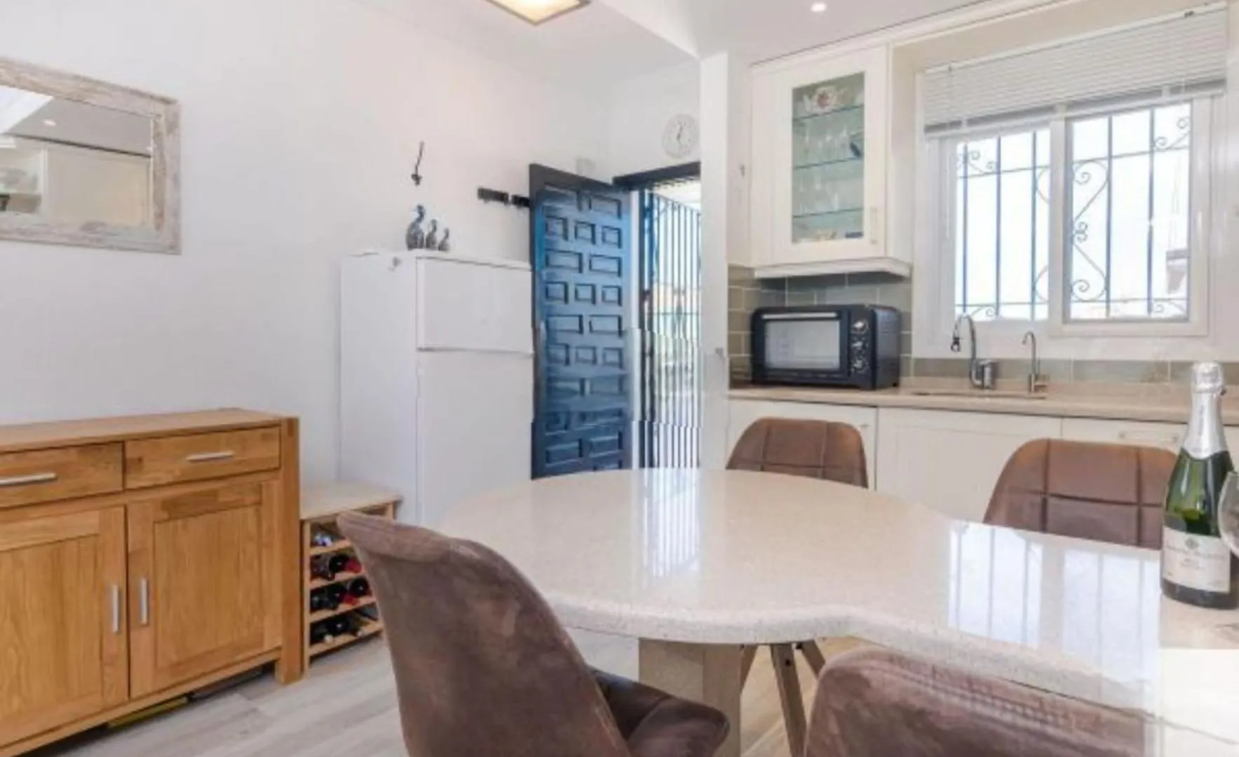 Appartement El Paraiso Tussen Marbella & Estepona Benahavis Apartment