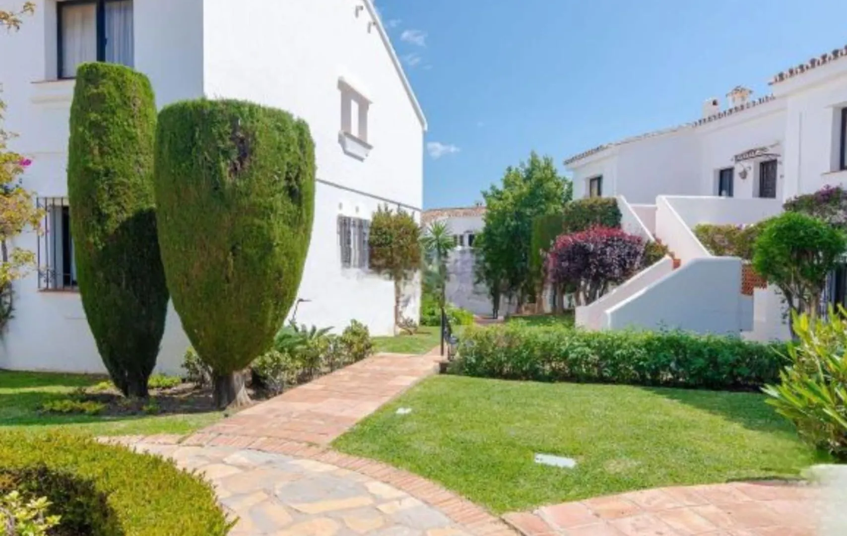 Apartment Appartement El Paraiso Tussen Marbella & Estepona Benahavis Spain