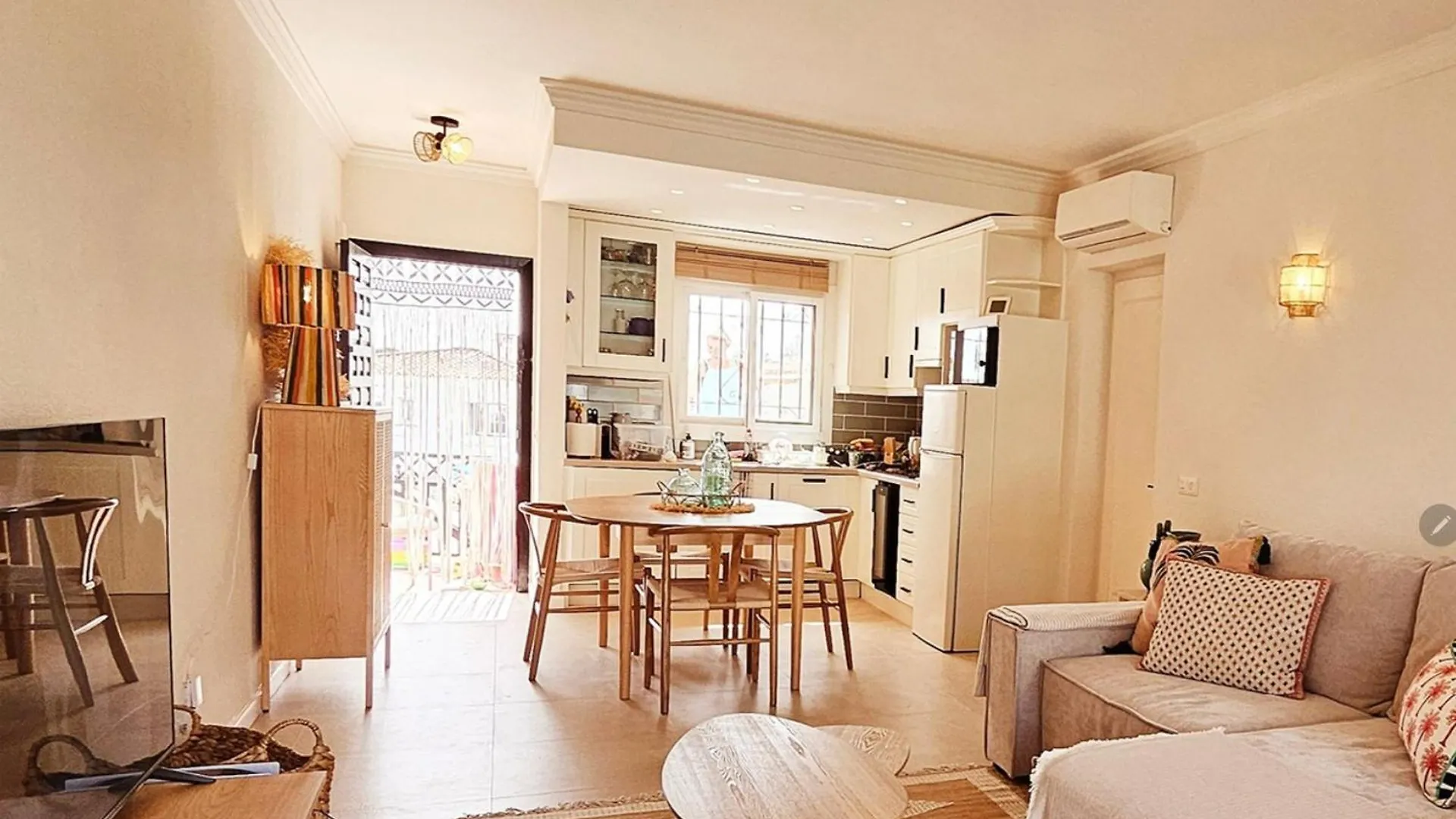 Appartement El Paraiso Tussen Marbella & Estepona Benahavis Spain
